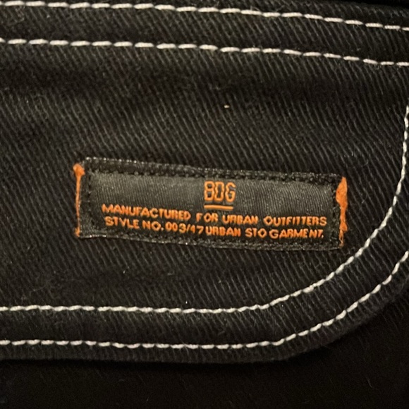 Adorable black wide leg cargo jeans.  BDG by Urban Outfitters - Picture 3 of 4